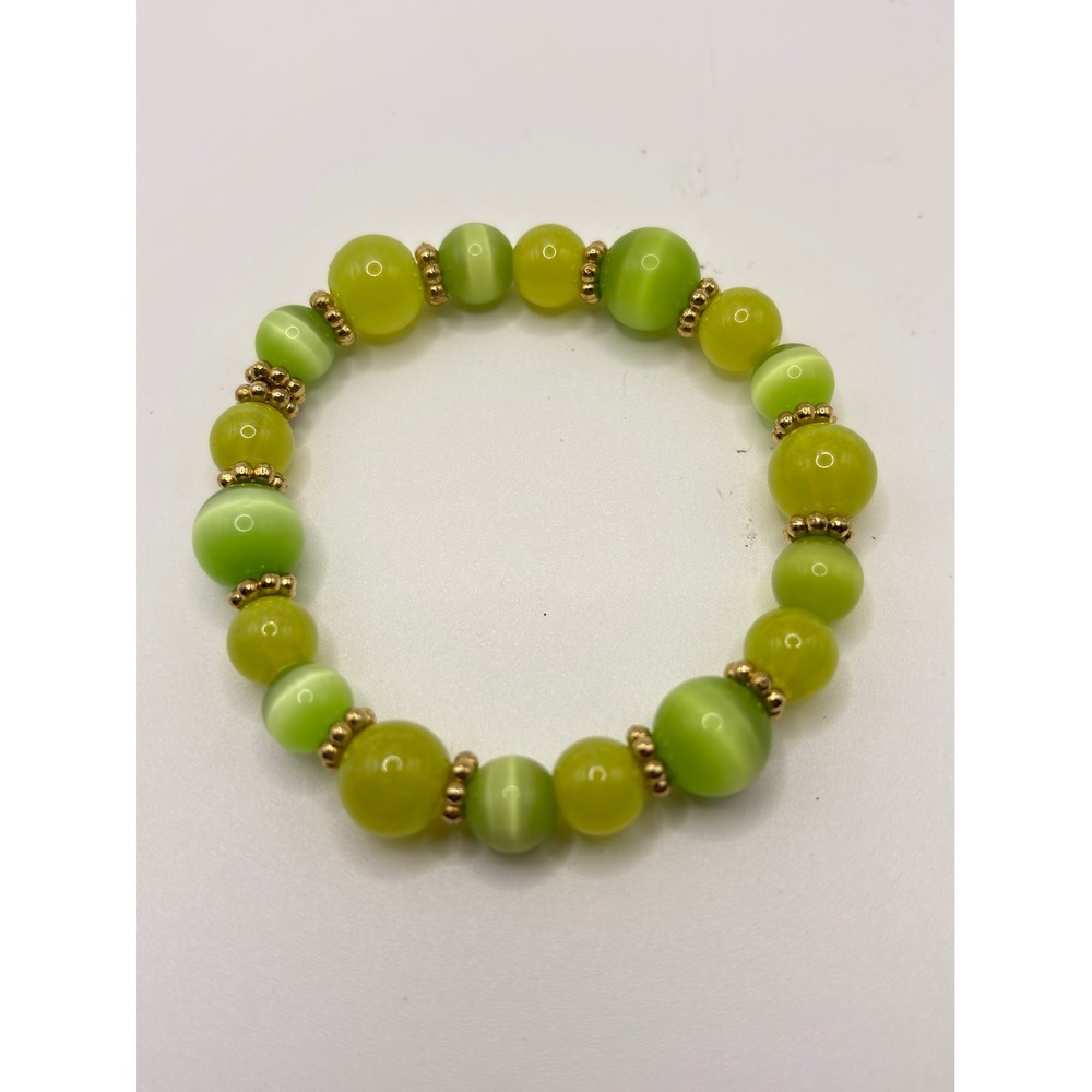 Green Cats Eye Glass Bead Stretch‎ Bracelet Gold Tone Spacers Elastic Chartreuse